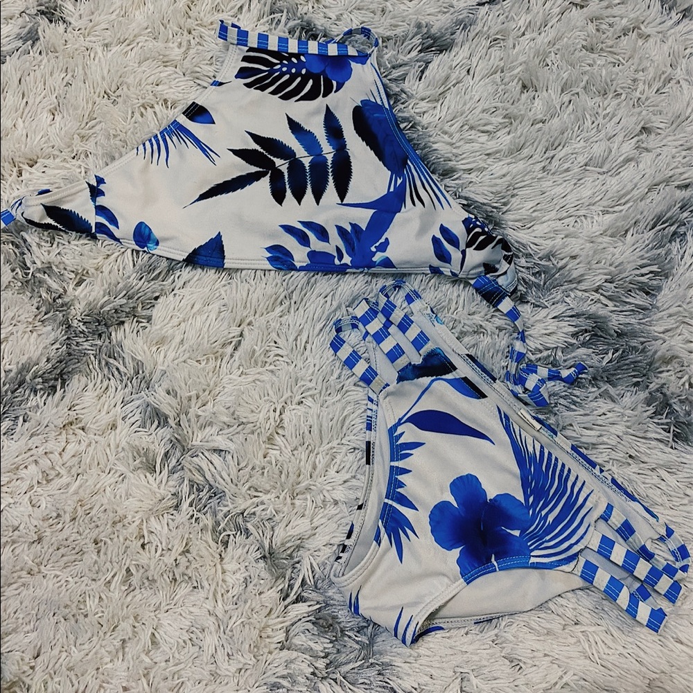 women’s swimsuit